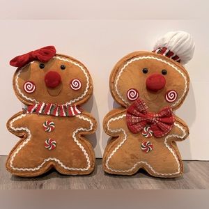 Adorable Gingerbread Boy and Girl Pillows- Set of 2- NWT